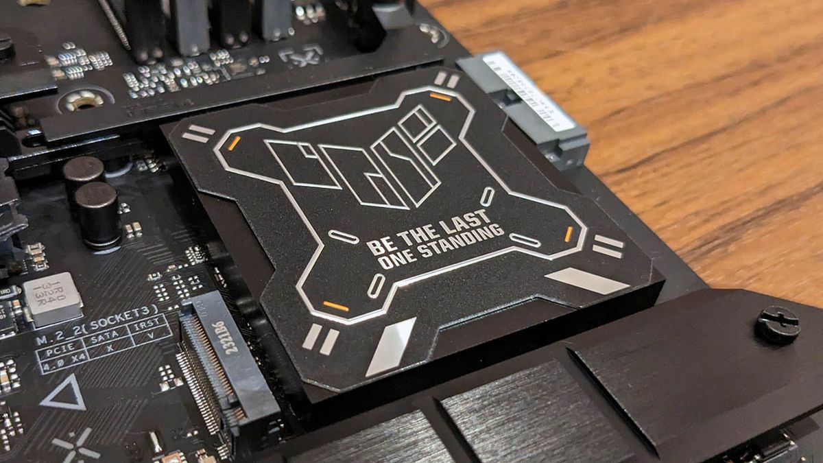 Asus TUF Gaming Z790 Pro WiFi chipset heatsink