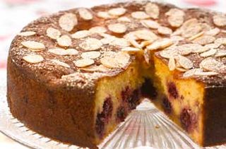 Gizzi Erskine's blackberry bakewell cake
