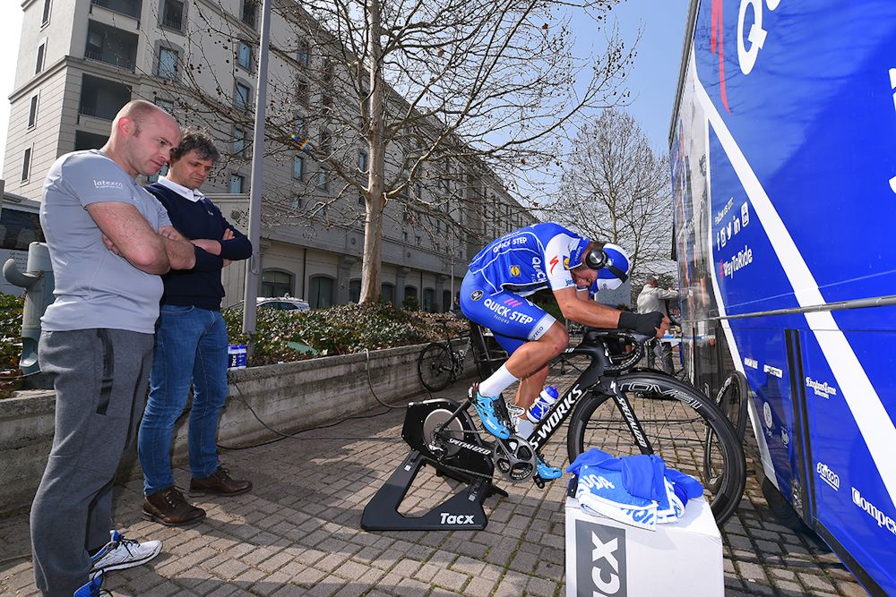 Fernando Gaviria (Quick-Step Floors) tests out an injury suffered in a training crash.