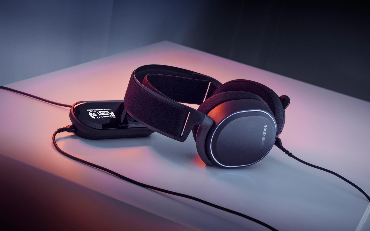 美品 SteelSeries Arctis Pro + GameDAC32Ω対応機器 - ヘッドフォン ...