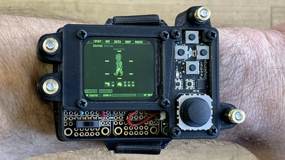 A collage of the best Raspberry Pi projects from 2022, including a DIY smartwatch build, symbolizing customizable alternatives for live sports streaming solutions.