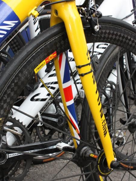 A smidgeon of the Australian national flag pattern is applied to the inside surfaces of the fork blades and chain stays.