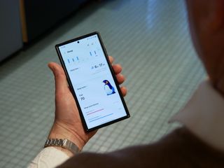 The Samsung Health app shows a user's sleep data