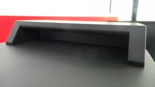 Lenovo ThinkStation E50 handle