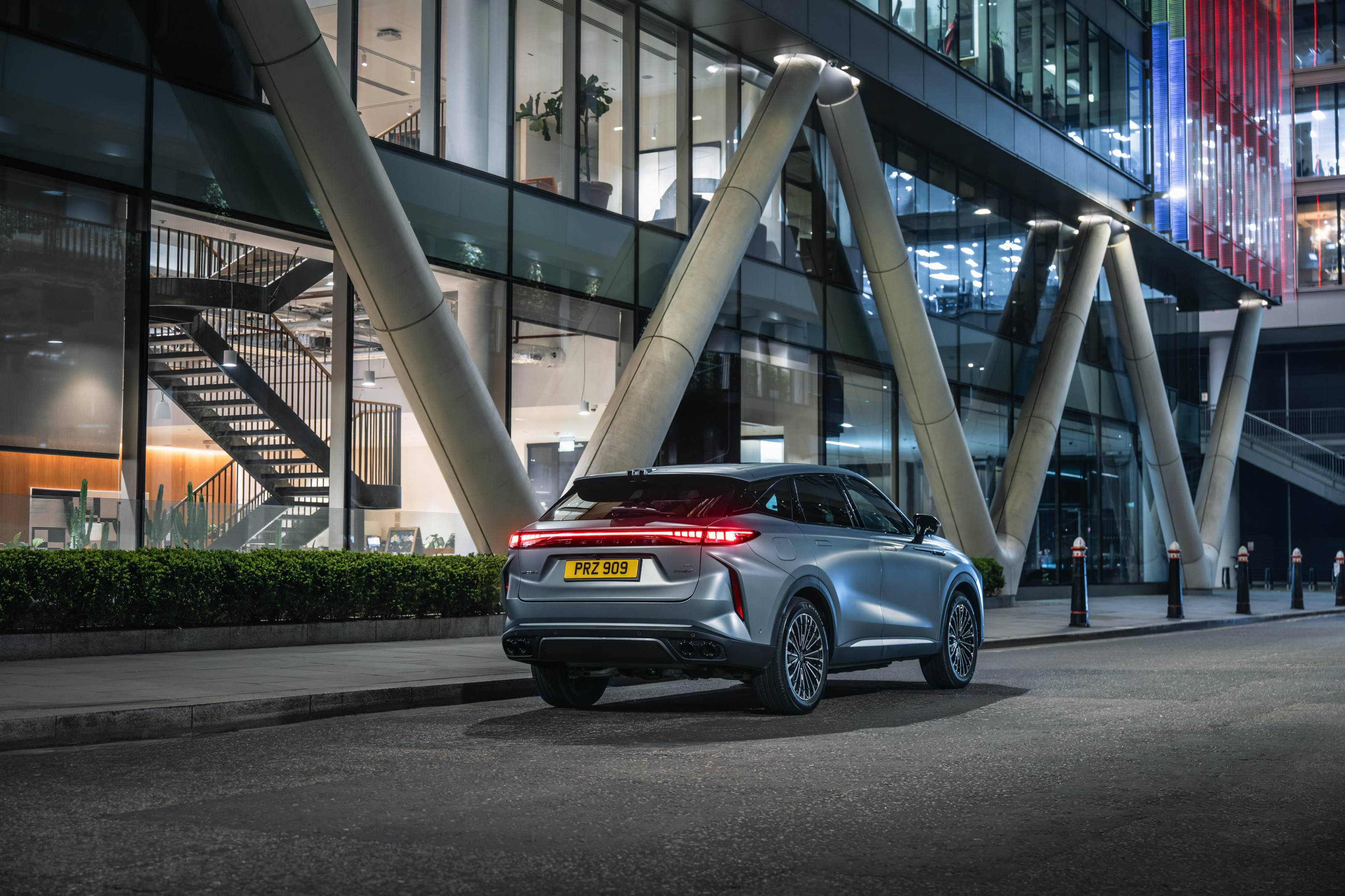 The new Omoda 9 super hybrid SUV