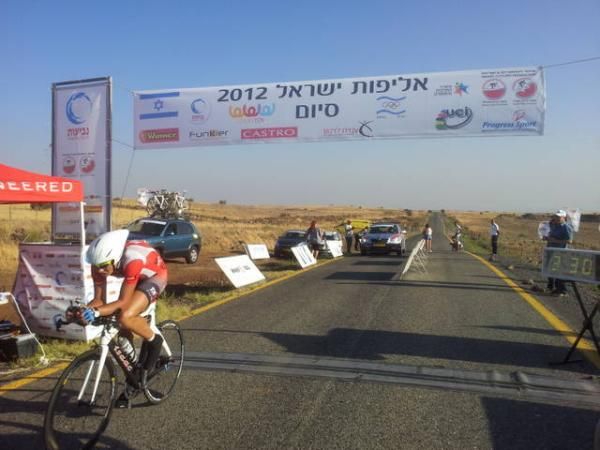 Paz Bash crosses the finish line