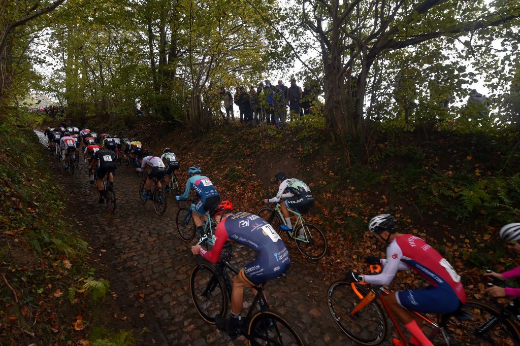 Riders tackling the Koppenberg