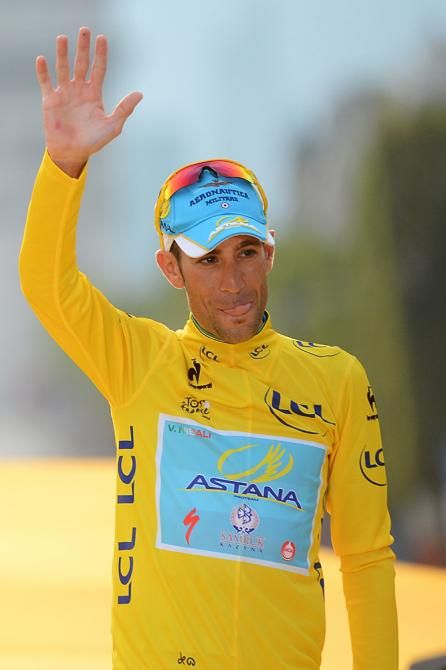 Vincenzo Nibali (Astana) waves to the crowd as the 2014 Tour de France winner