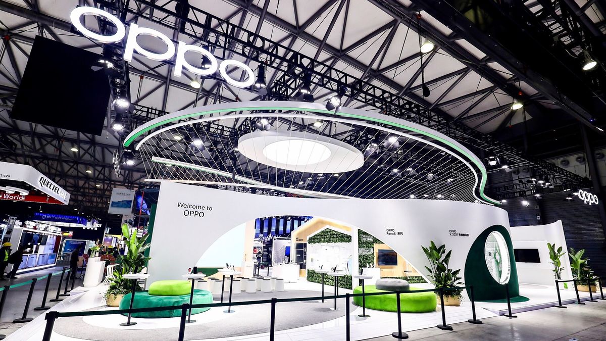 Oppo stall at MWCS