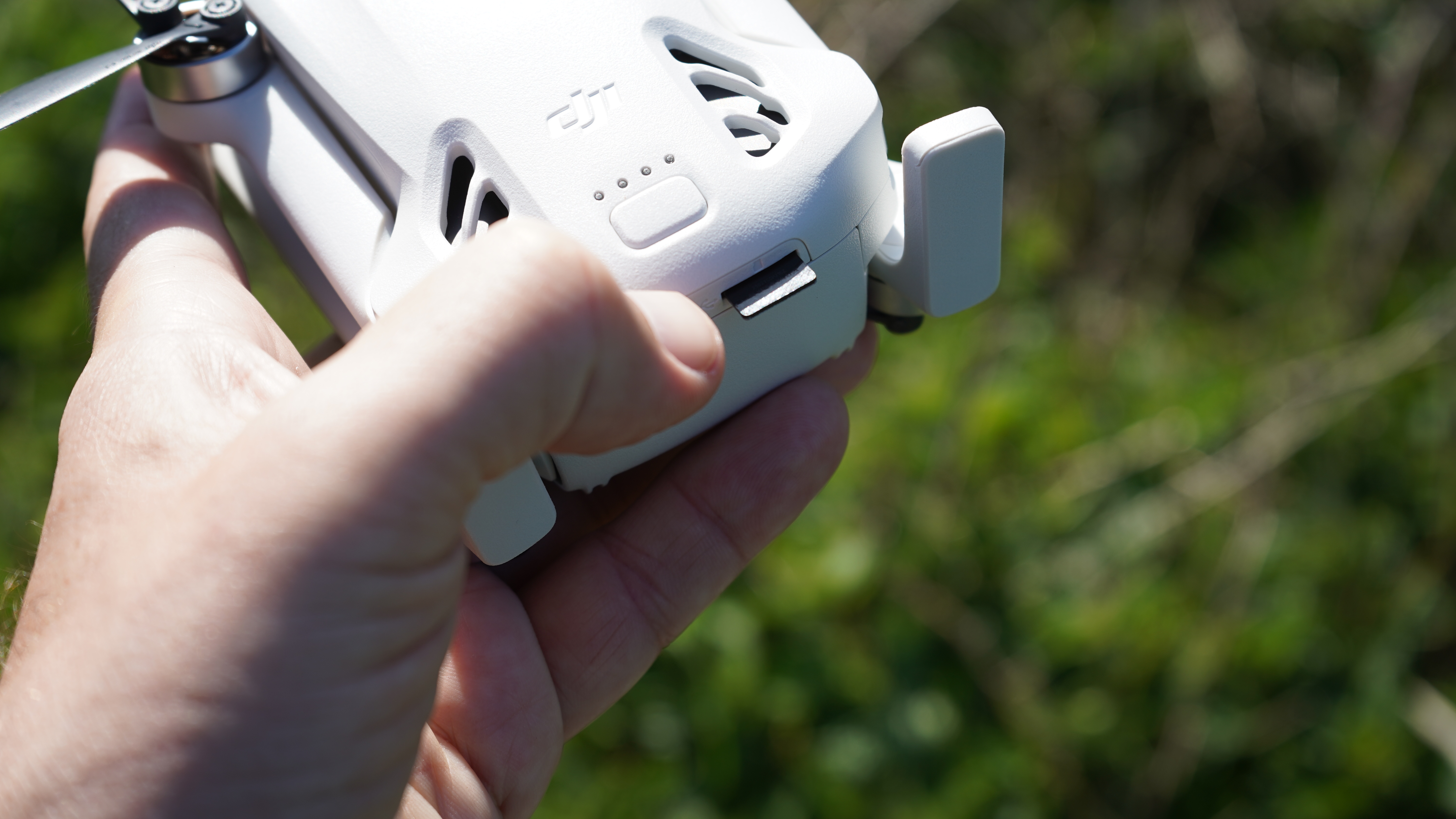 DJI Lito MicroSD card slot