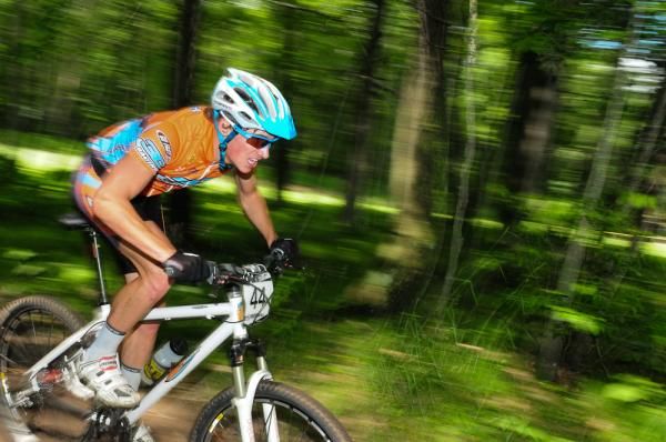 Greg Carpenter (3D Racing) smoking the bottom of the course.