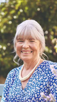 VERONICA WELLS, 72