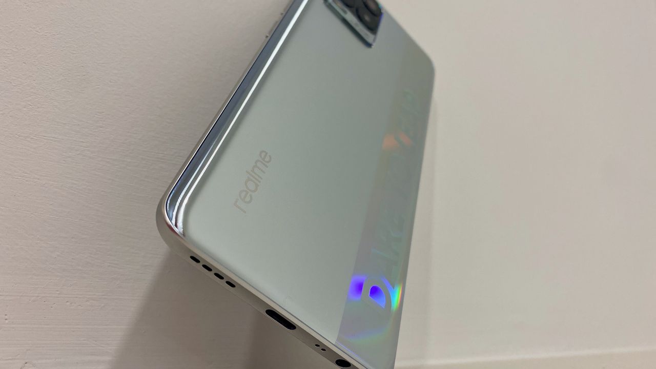 Realme 8