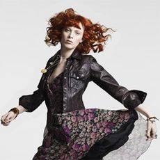 model karen elson in a fashion shoot