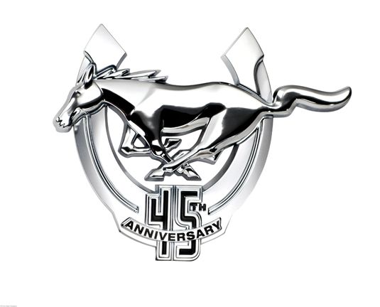 Ford goes flat for new Mustang logo | Creative Bloq