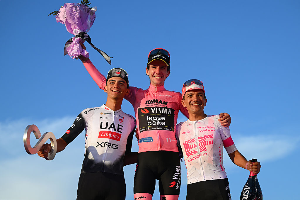 Final podium Giro d'Italia 2025, Del Toro, Yates, Carapaz