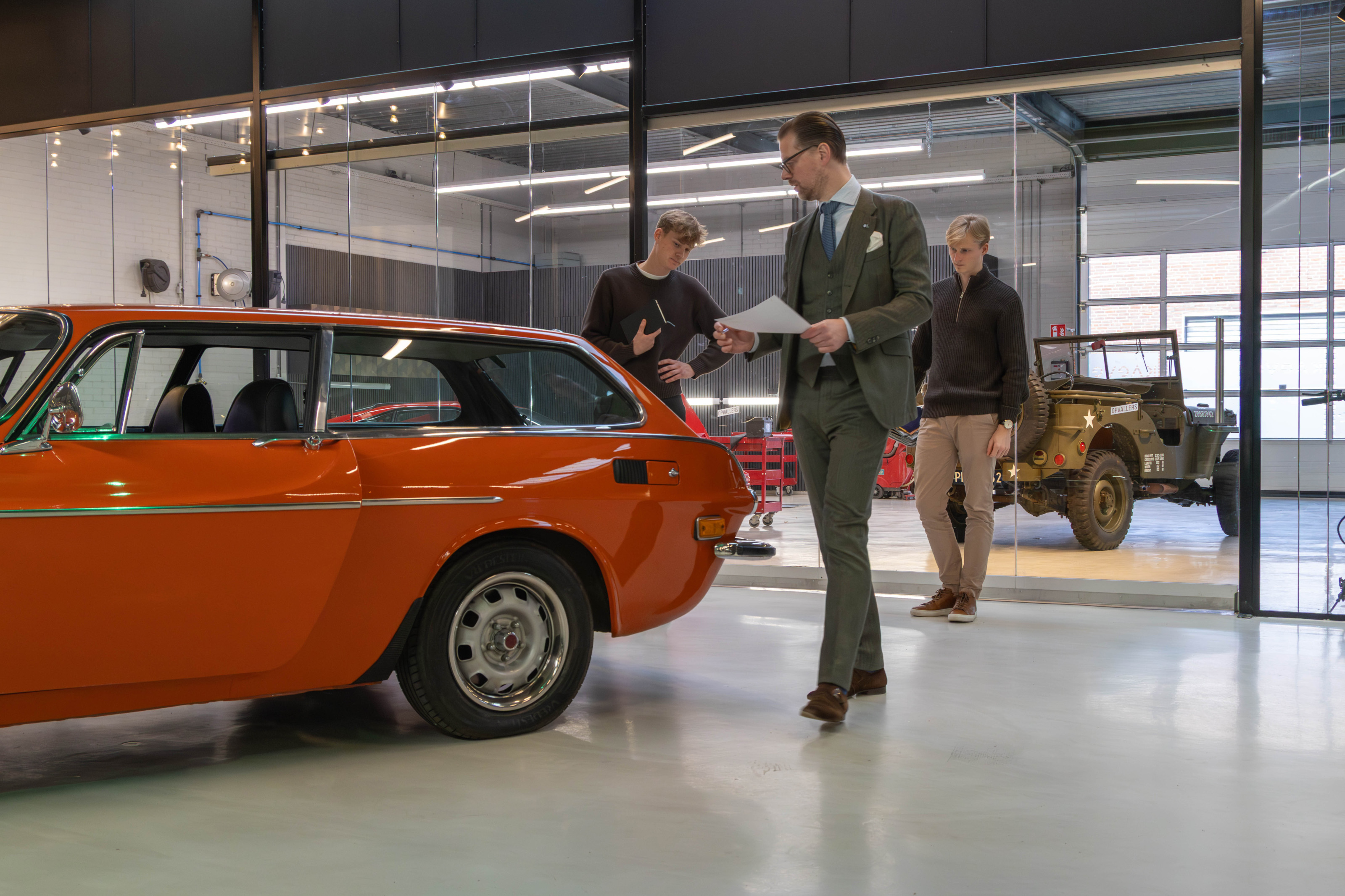 Niels van Roij and team explore the original Volvo P1800ES