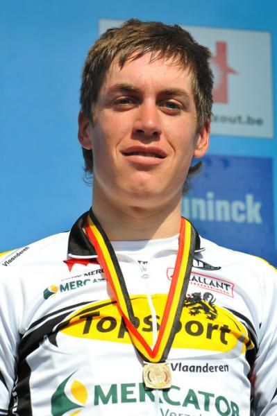 Jelle Wallays makes his first appearance on the elite podium