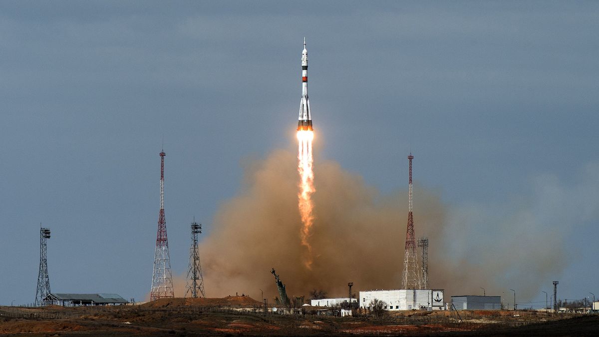 expedition 63 launch