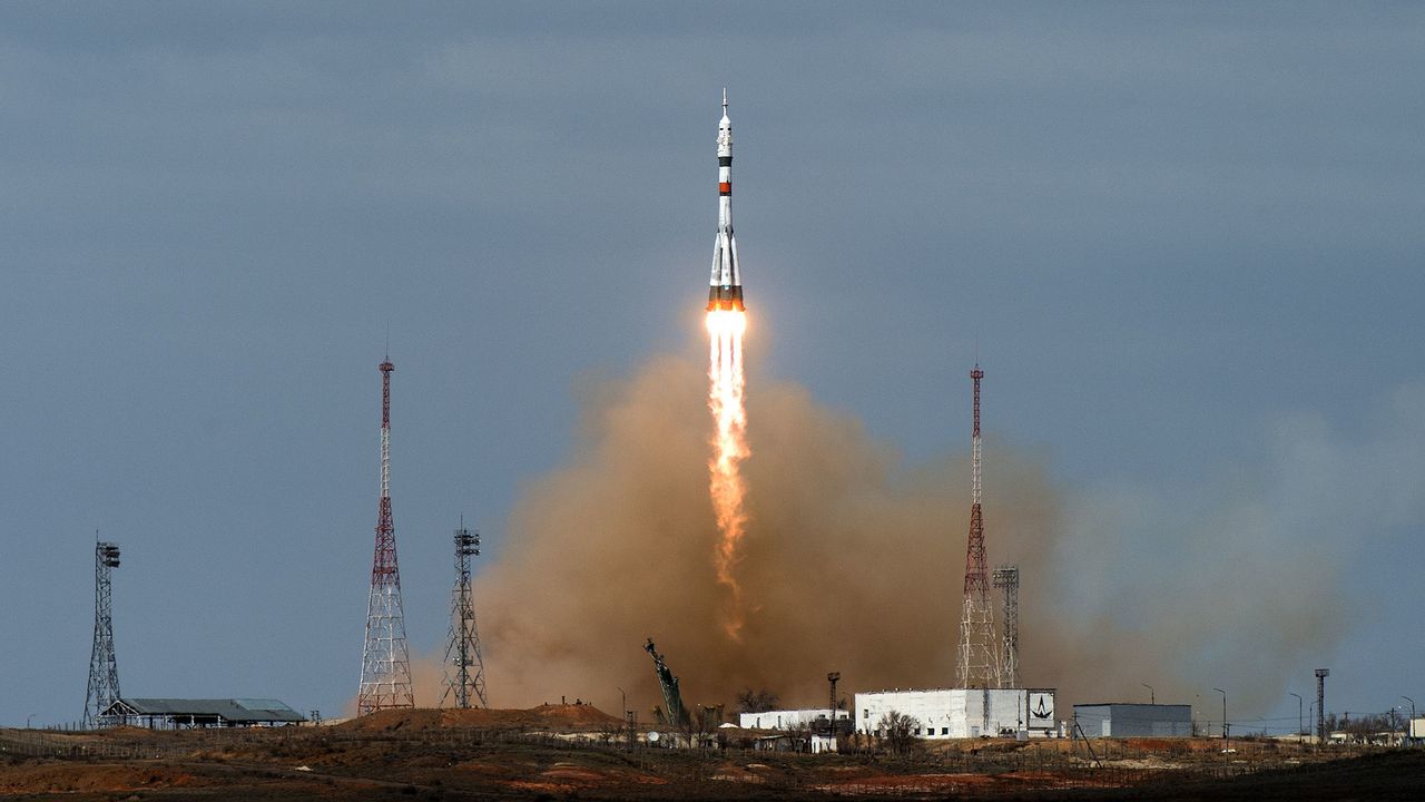 expedition 63 launch