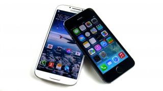 Samsung Galaxy S4 vs iPhone 5S