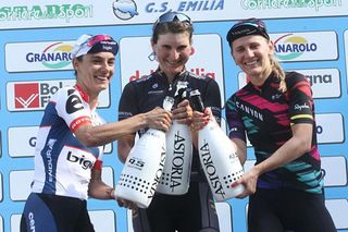 Elisa Longo Borghini (Wiggle High5) tops the podium at Giro dell'Emila Donne