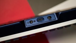 Glorious GMMK 3 Pro USB-C connector and toggles