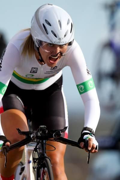 Alexis Rhodes (Australia) put in big effort but faded.