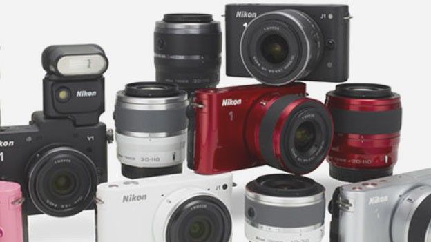 Nikon V1