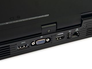 Alienware m17 ports