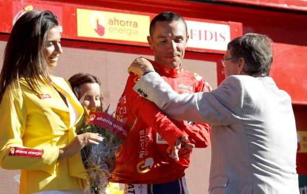 Joaquim Rodriguez (Katusha) accepts the red jersey on the podium.
