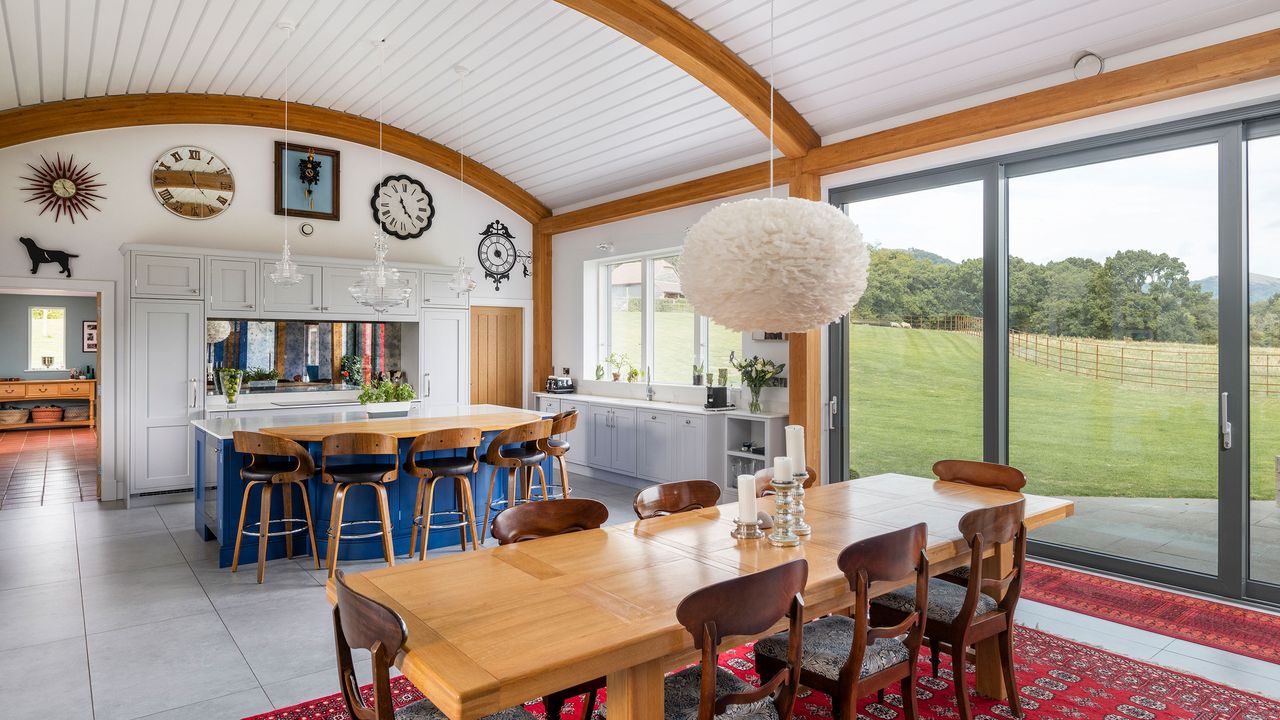 Dutch barn style self build