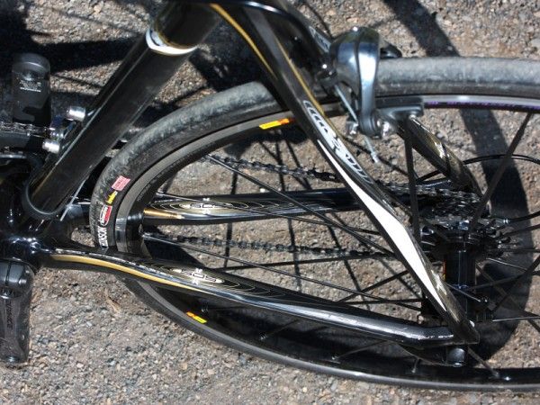 The chain stays are similarly shaped with a broad profile up top&hellip;