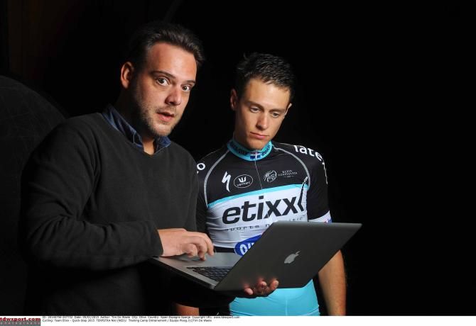 Niki Terpstra takes an impromptu IT course.