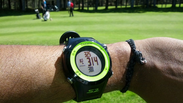 Garmin s2 deals golf watch