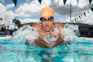 FORM Swim Smart Swim Goggles - Men