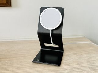 Magsafe Compatible Charger Stand