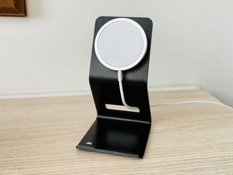 Magsafe Compatible Charger Stand