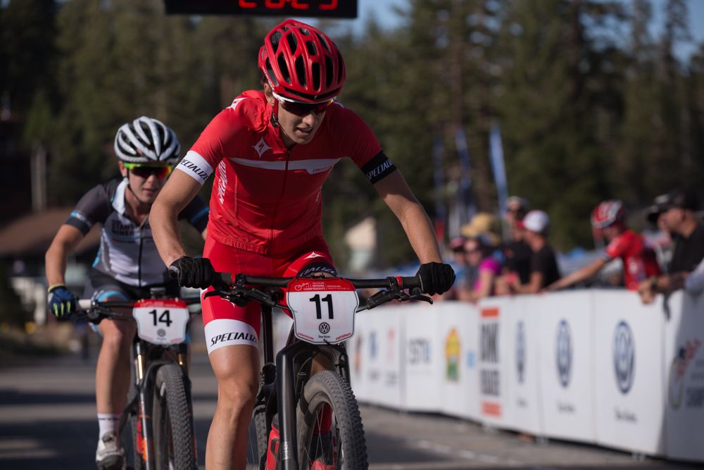 On the penultimate lap, Lea Davison caught and led Chloe Woodruff.