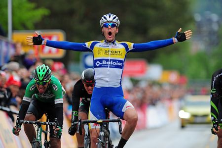 Dries Van Gestel wins stage 1 at Tour des Fjords