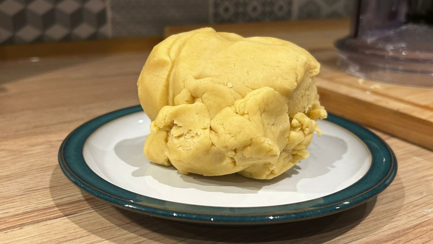 Pastry dough made using Cuisinart Flexprep 1.1L food processor