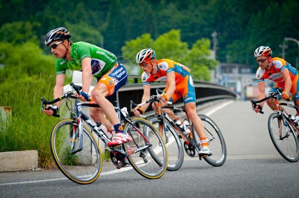 William Clarke (Champion System) in the green leader's jersey