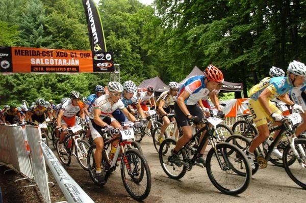 Elite men's start