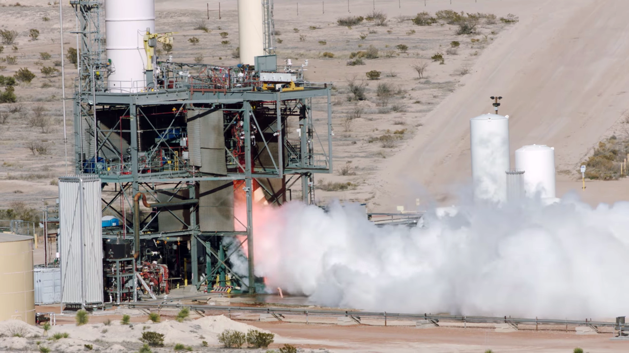 Blue Origin conducts an engine test at its West Texas facility.