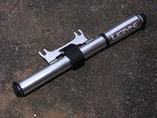 The Lezyne Road Drive M is relatively compact and lightweight.