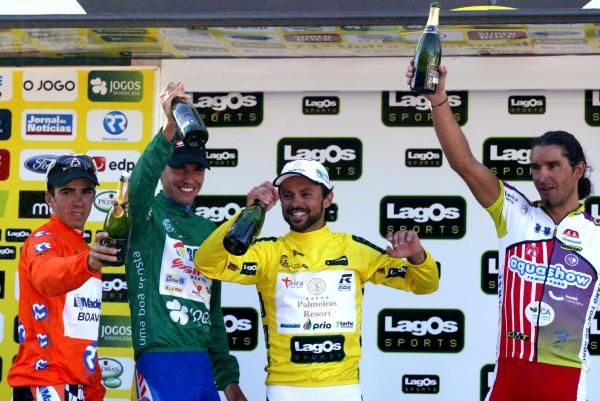Candido Barboso tops the podium after stage 2.