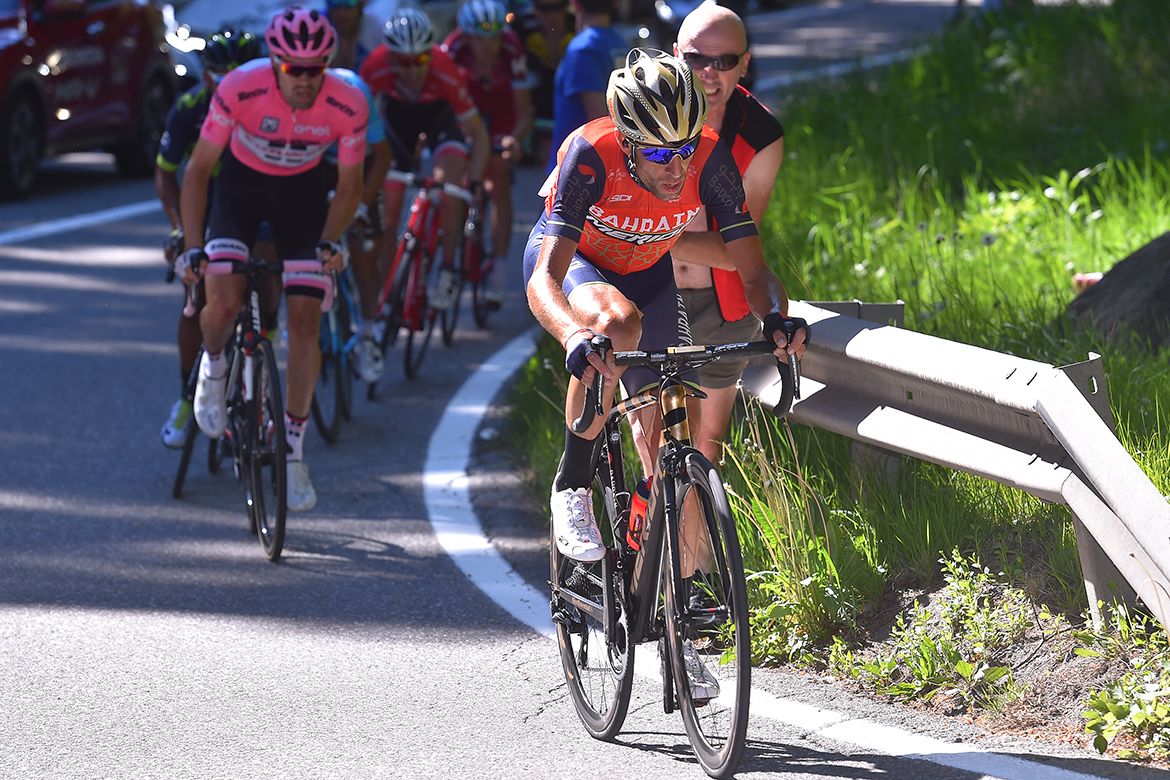 Vincenzo Nibali on the move