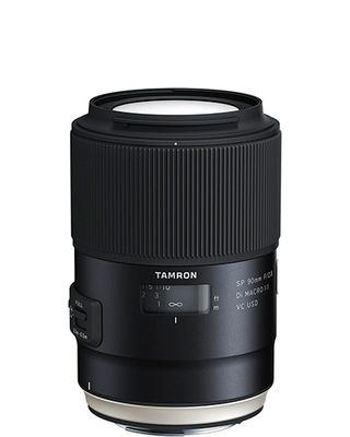 Product shot of one of the best Canon lenses for DSLRs