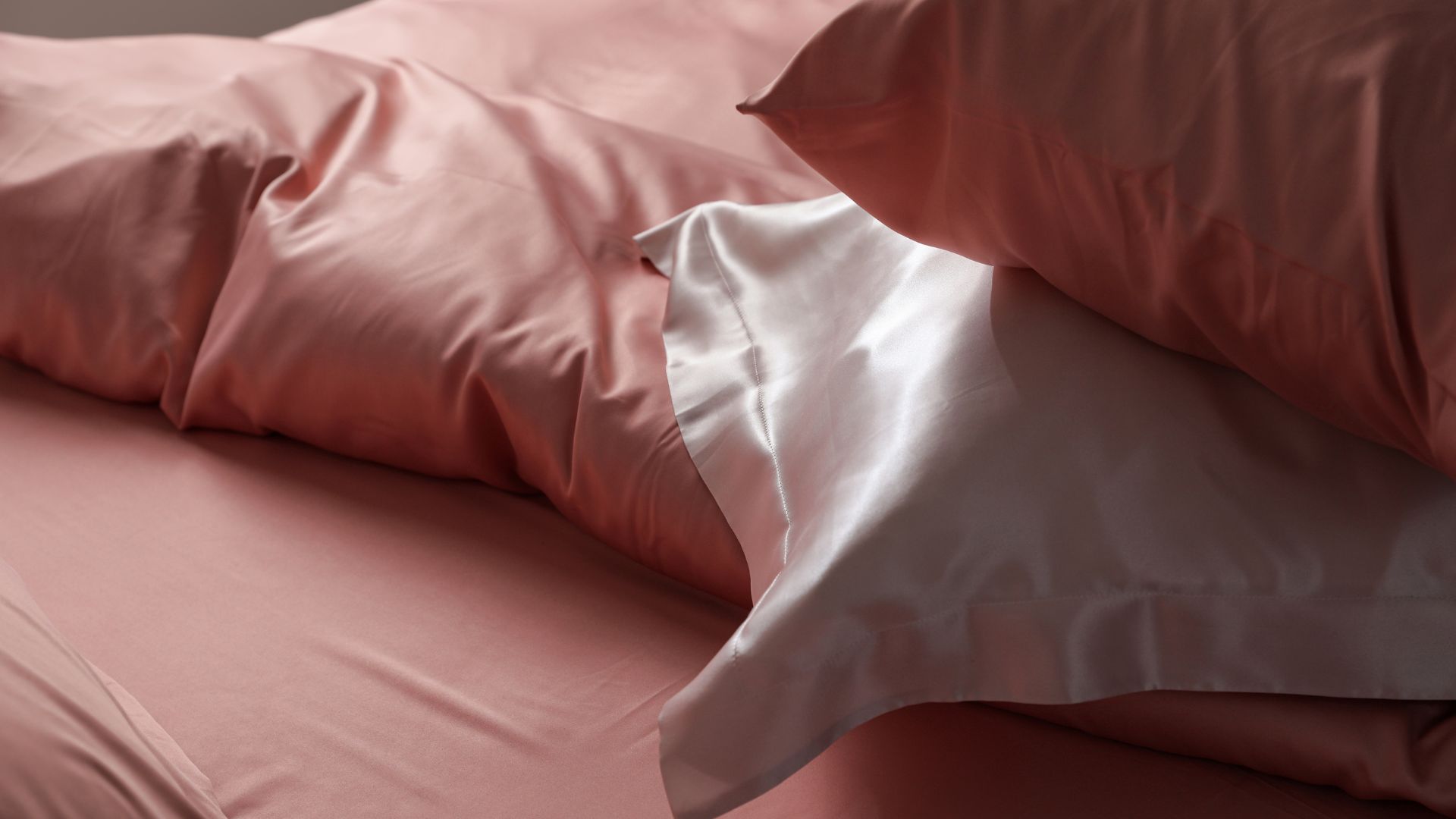 Silk pillowcases