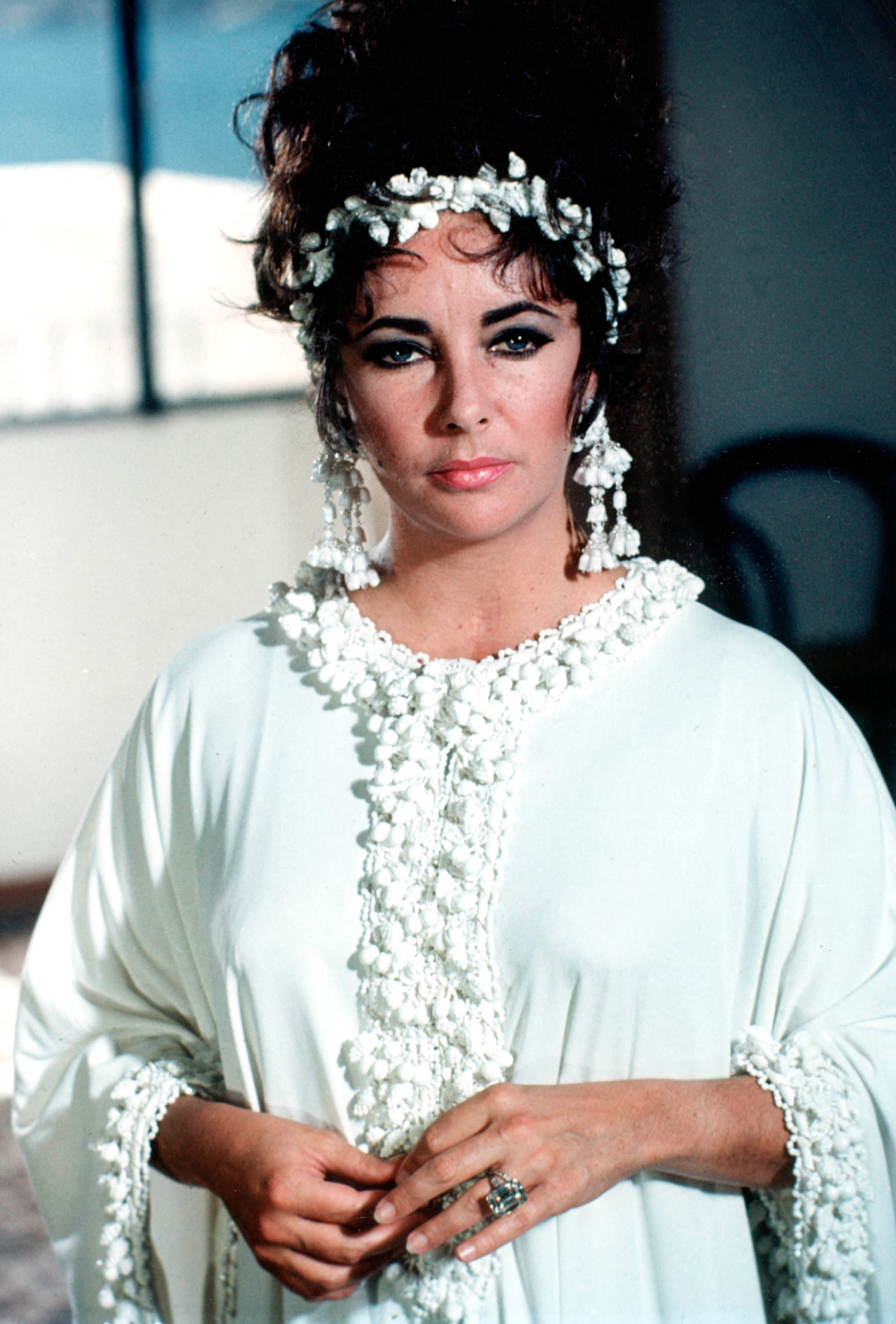 Elizabeth Taylor wore her engagement ring from Richard Burton in the 1968 film Boom!